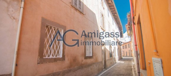6 rooms Apartment in Stezzano, Italy No. 338580 19
