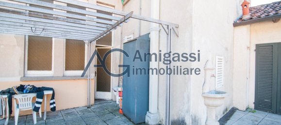 6 rooms Apartment in Stezzano, Italy No. 338580 10