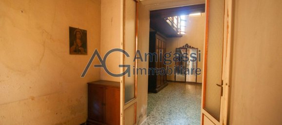 6 rooms Apartment in Stezzano, Italy No. 338580 3