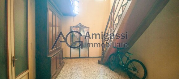 6 rooms Apartment in Stezzano, Italy No. 338580 4