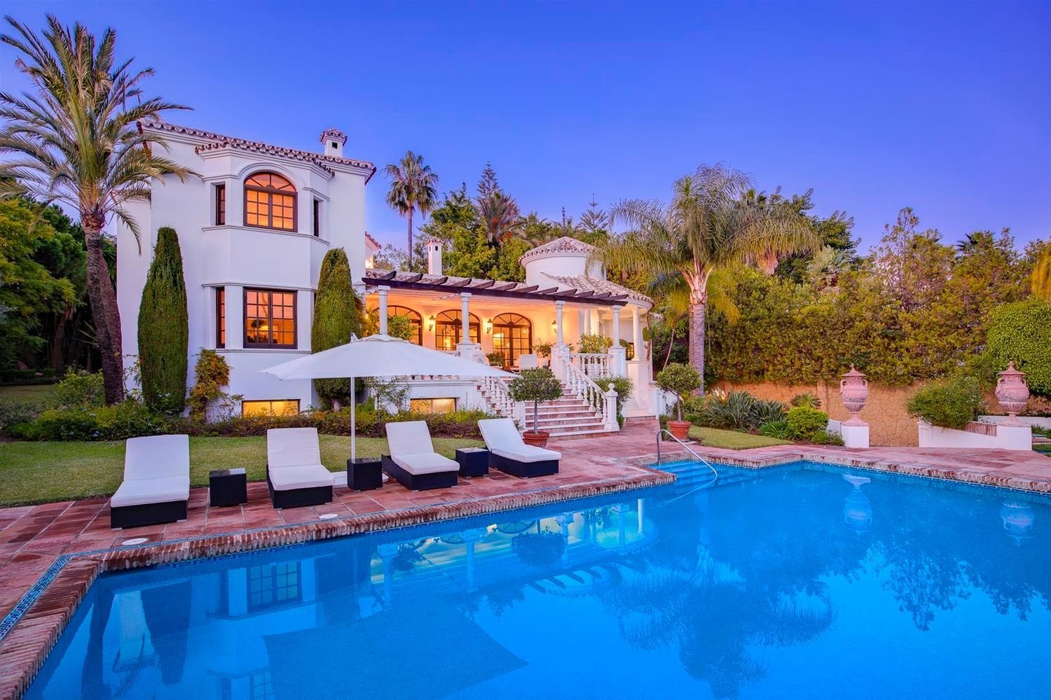 5 chambres Maison à Estepona, Spain No. 127511