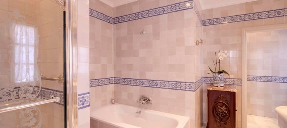 5 chambres Maison à Estepona, Spain No. 127511 36