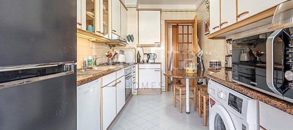 3 bedrooms Apartment in Cascais, Portugal No. 106096 10