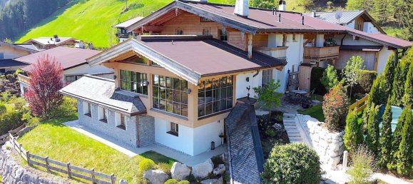 3 bedrooms House in Kitzbuhel, Austria No. 174977 2