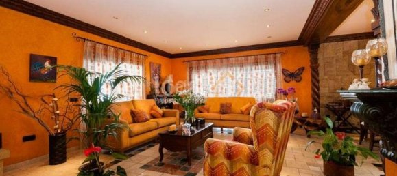 5 bedrooms Villa in Adeje, Spain No. 126144 6