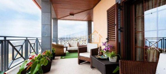 5 bedrooms Villa in Adeje, Spain No. 126144 2