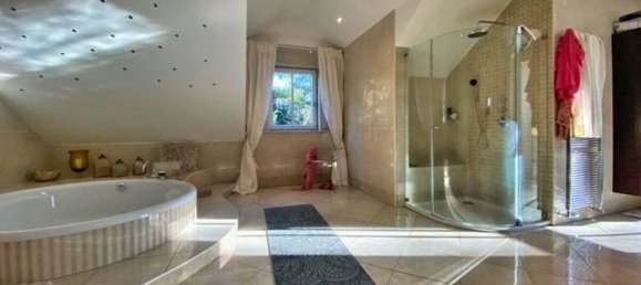 8 rooms Villa in Bayreuth, Germany No. 89105 8