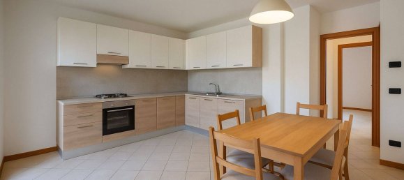 3 غرف نوم فيلا في Castiglione delle Stiviere, Italy رقم 333027 2