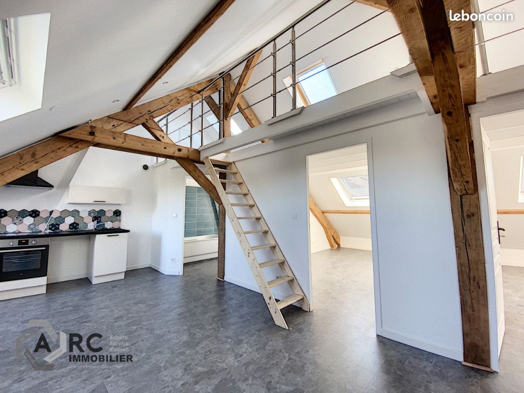 5 bedrooms Apartment in Orleans, France No. 71854