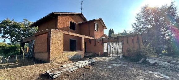 4-salle Villa à Palestrina, Italy No. 30969 2