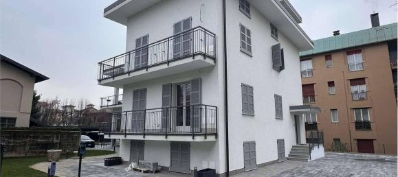 Apartamento de 3 divisões em Appiano Gentile, Italy N.º 19118 3