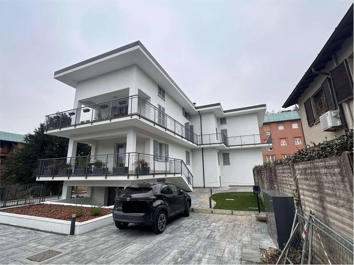 Apartamento de 3 divisões em Appiano Gentile, Italy N.º 19118