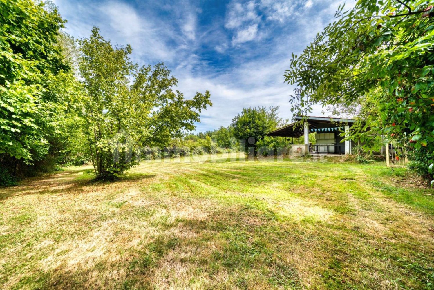 Grundstück in La Cassa, Italy 2000m², Nr. 296406