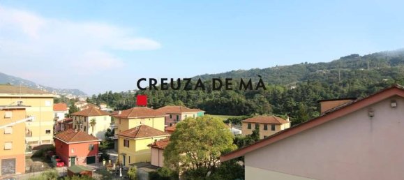 Apartamento de 3 dormitorios en Rapallo, Italy No. 329891 2