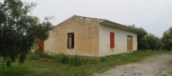 19290m² Land in Lamezia Terme, Italy No. 39280 2