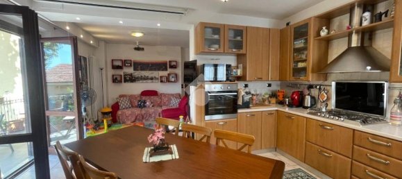 3 bedrooms Apartment in Bastia Umbra, Italy No. 302938 3