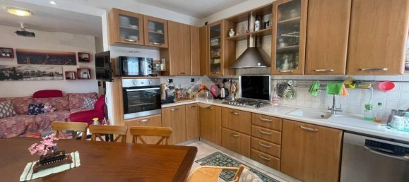 3 bedrooms Apartment in Bastia Umbra, Italy No. 302938 4