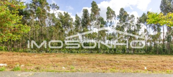 655m² Land in Marinha Grande, Portugal No. 211940 3