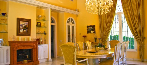 3 Schlafzimmer Villa in Marbella, Spain, Nr. 9911 6