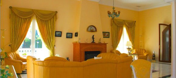 3 Schlafzimmer Villa in Marbella, Spain, Nr. 9911 5