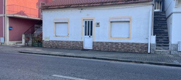 Дом с 3 спальнями в Абрантиш, Португалия № 228127 2