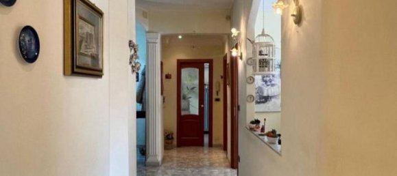Apartamento de 3 habitaciónes en San Giorgio a Cremano, Italy No. 30187 20