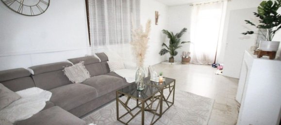 2 bedrooms House in Mareuil-sur-Ourcq, France No. 87231 3