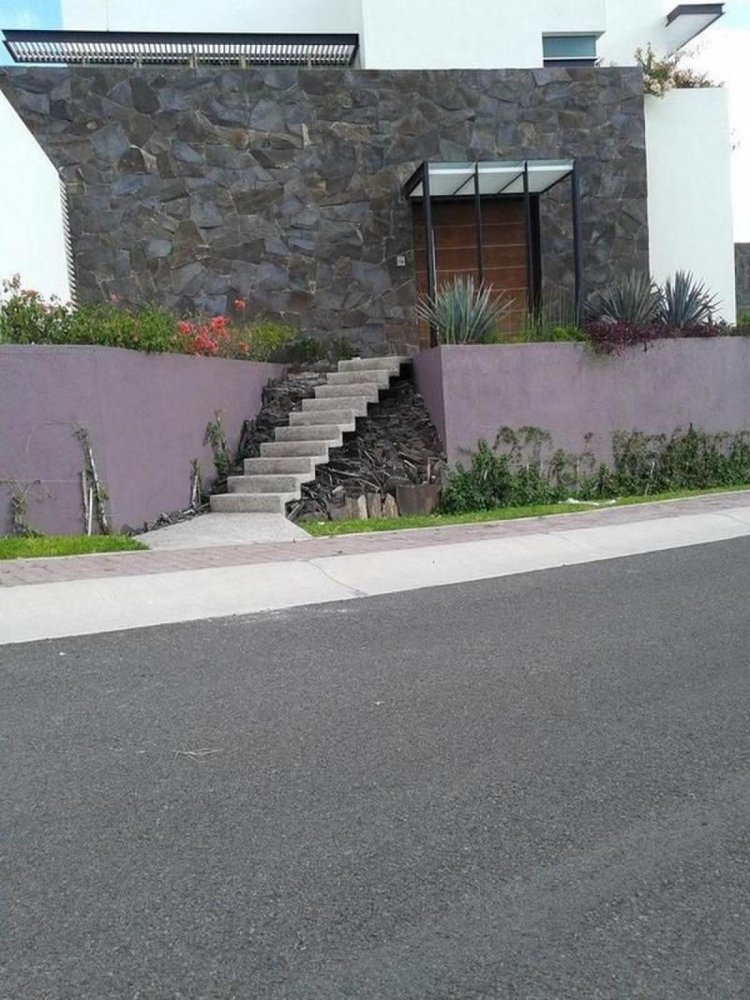 3 bedrooms House in Queretaro, Mexico No. 165553