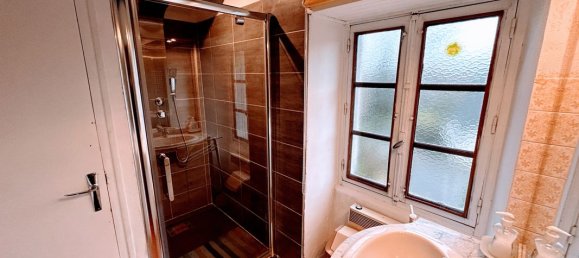 2 bedrooms House in Saint-Merd-de-Lapleau, France No. 99593 8