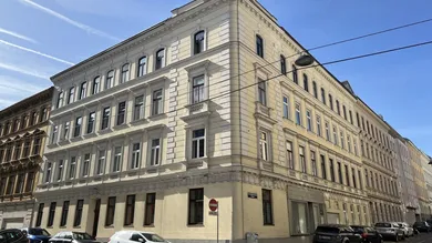 2 rooms Office in Wahring, Austria No. 155821