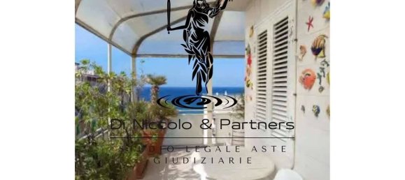 5-salle Appartement à Molfetta, Italy No. 316196 4