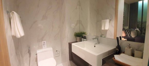 1 bedroom Condo in Bangkok, Thailand No. 2532 4