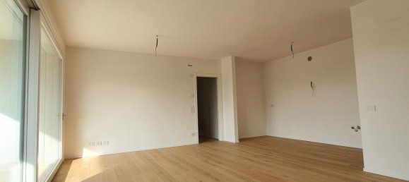 5 rooms Apartment in Mogliano Veneto, Italy No. 58666 18