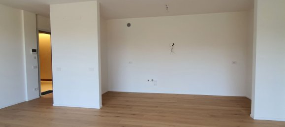 5 rooms Apartment in Mogliano Veneto, Italy No. 58666 2