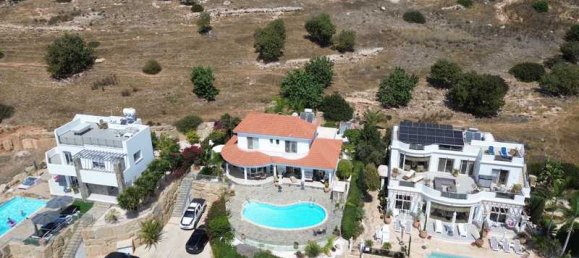 4 Schlafzimmer Villa in Pegeia, Cyprus, Nr. 13877 14