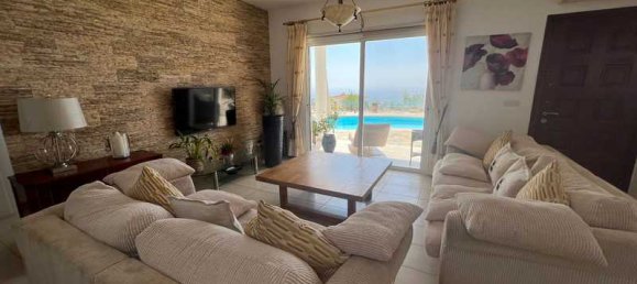 4 Schlafzimmer Villa in Pegeia, Cyprus, Nr. 13877 2