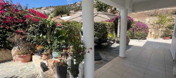 4 Schlafzimmer Villa in Pegeia, Cyprus, Nr. 13877 10