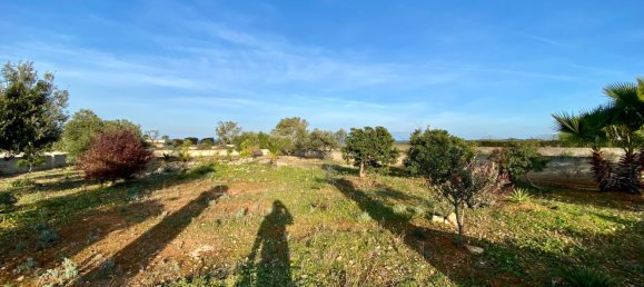 Grundstück in Ostuni, Italy 1100m², Nr. 138241 20