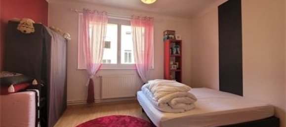 2 bedrooms Apartment in Luneville, France No. 251384 6