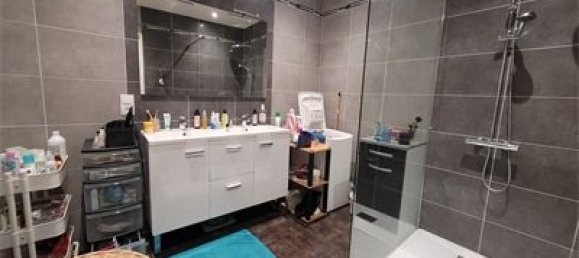 2 bedrooms Apartment in Luneville, France No. 251384 4