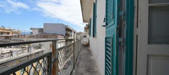 3 bedrooms Apartment in Messina, Italy No. 339686 7