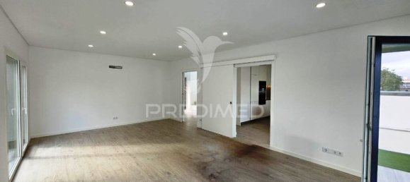 3 bedrooms House in Setubal, Portugal No. 137603 15