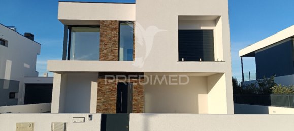 3 bedrooms House in Setubal, Portugal No. 137603 2