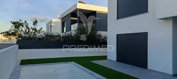 3 bedrooms House in Setubal, Portugal No. 137603 10