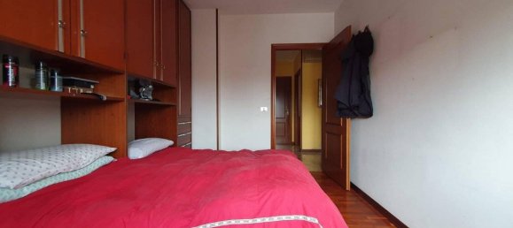 4-salle Appartement à Mirandola, Italy No. 40140 4