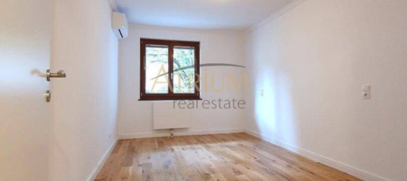 2-salle Appartement à Brigittenau, Austria No. 31483 5