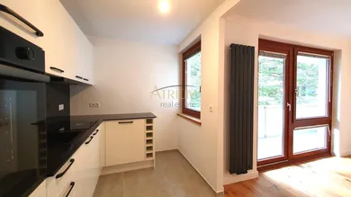 2-salle Appartement à Brigittenau, Austria No. 31483