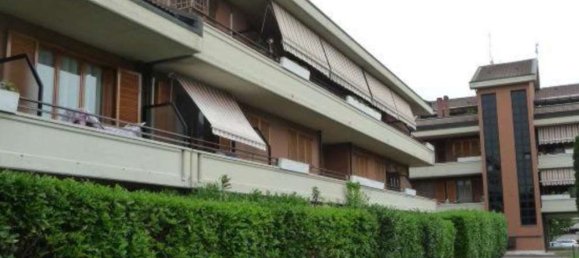 3 rooms Apartment in Magenta, Italy No. 226878 7