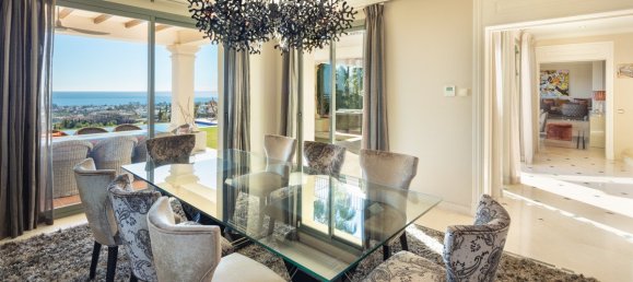 5 Schlafzimmer Villa in Benahavis, Spain, Nr. 2996 24