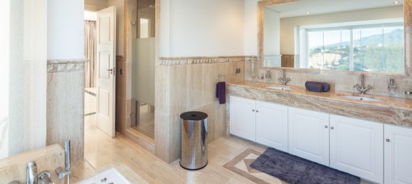 5 Schlafzimmer Villa in Benahavis, Spain, Nr. 2996 19